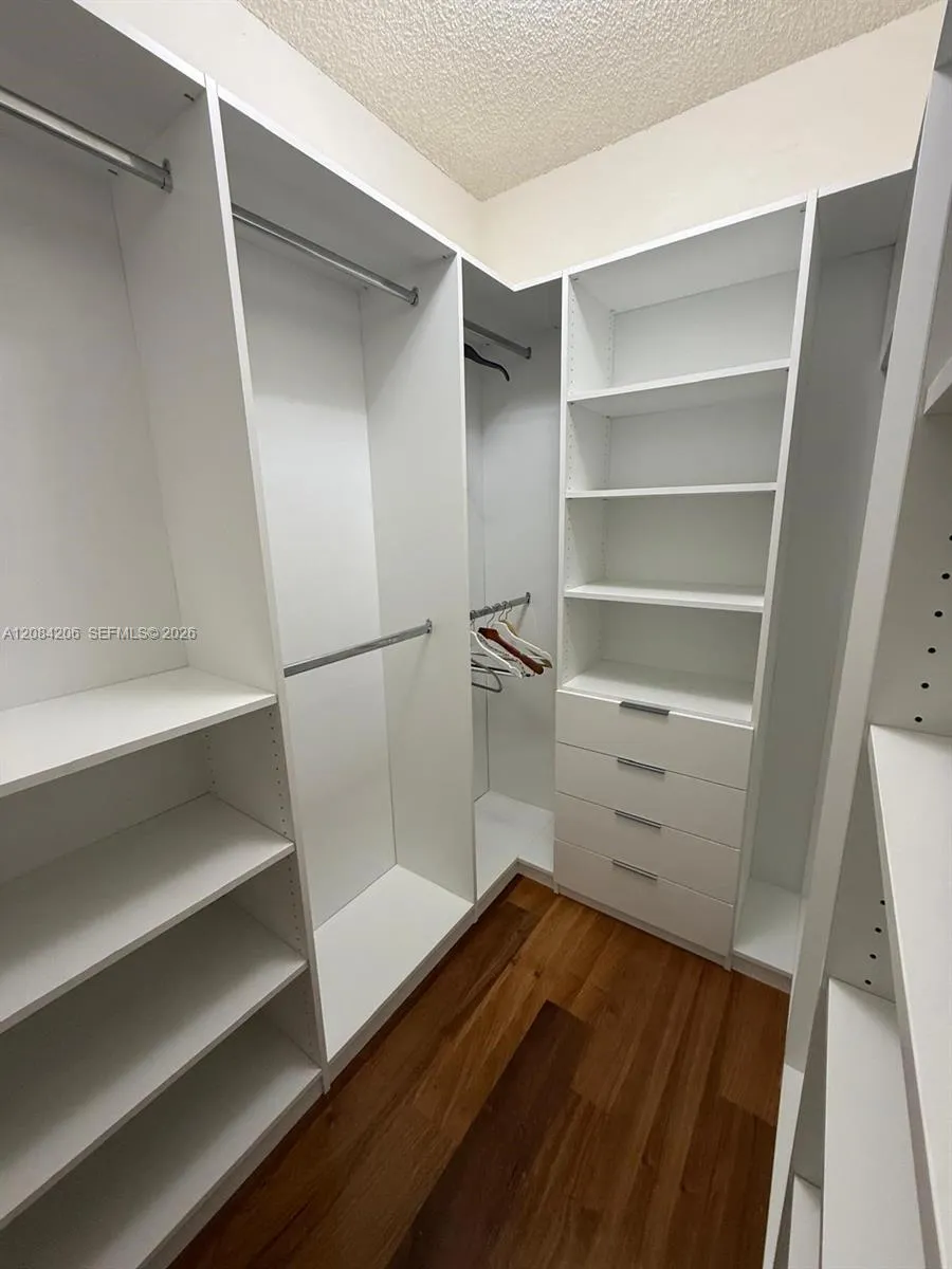 17150 Bay Rd #2314 Sunny Isles Beach, FL 33160