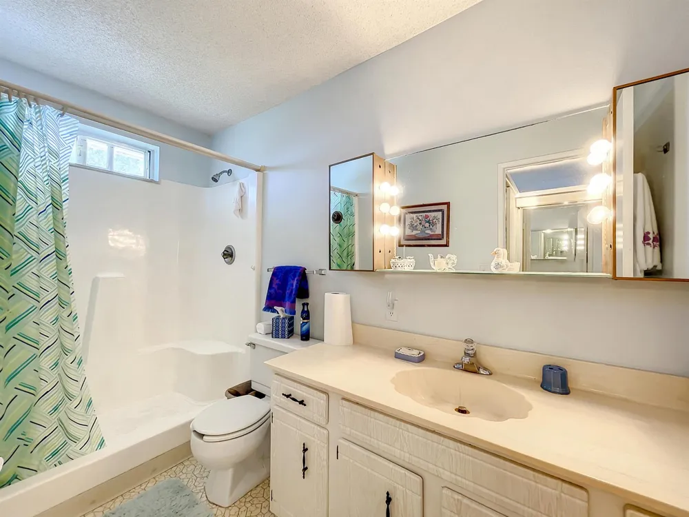 1551 NE 13th Terrace #A16 Jensen Beach, FL 34957