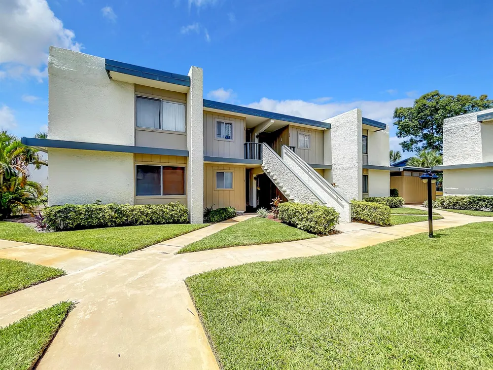 1551 NE 13th Terrace #A16 Jensen Beach, FL 34957