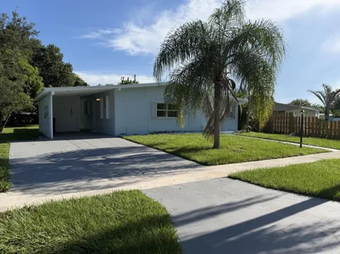 111 SE Castana Court