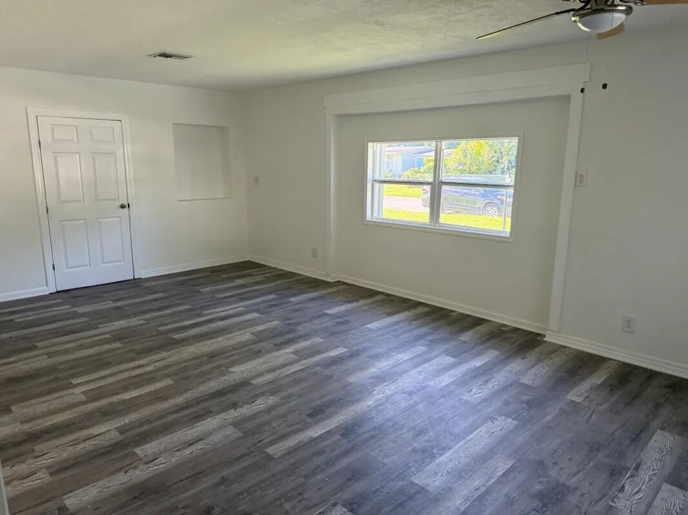 111 SE Castana Court Port St. Lucie, FL 34983