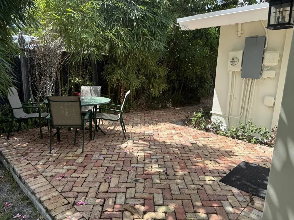 228 Lake Terrace Delray Beach, FL 33444