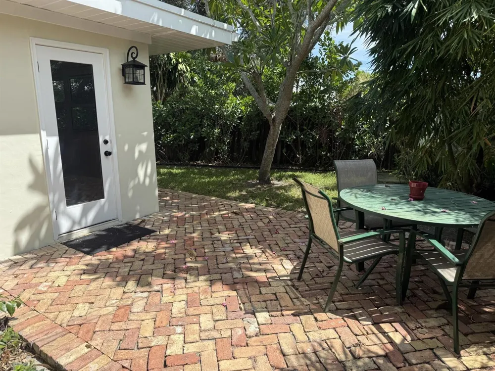 228 Lake Terrace Delray Beach, FL 33444