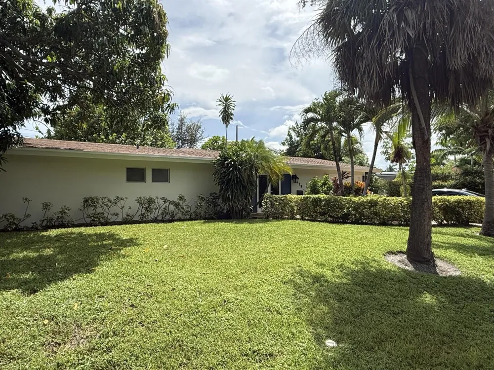 228 Lake Terrace Delray Beach, FL 33444