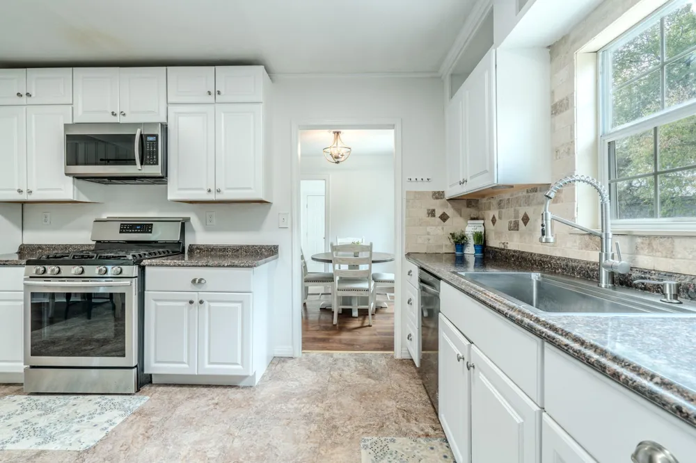 403 Norton Street Weatherford, TX 76086