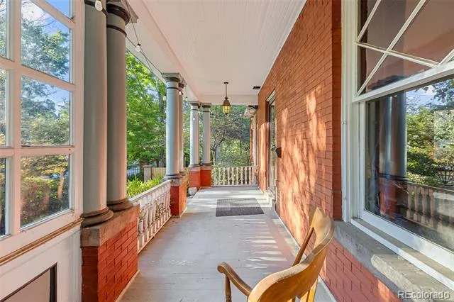 725 Downing Street Denver, CO 80218