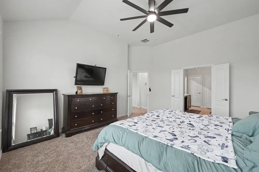 134 Dina Lane Montgomery, TX 77356