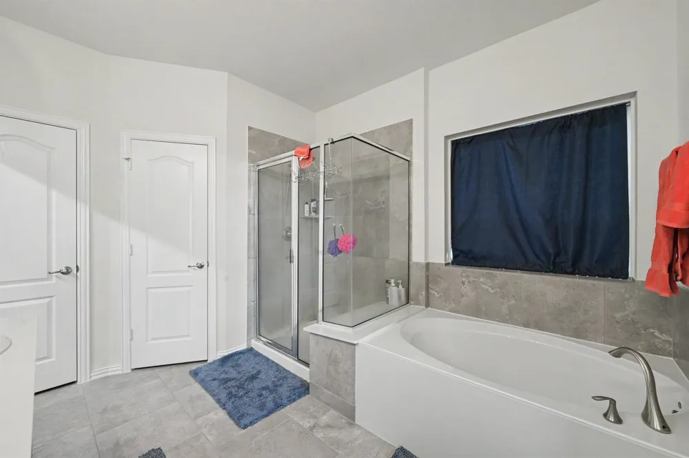 134 Dina Lane Montgomery, TX 77356