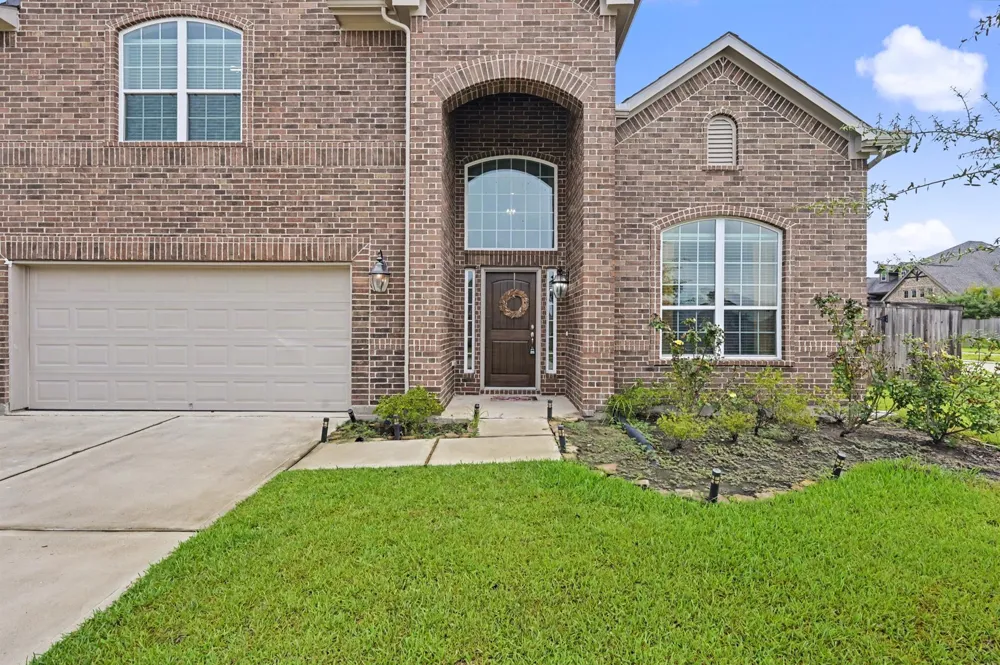 134 Dina Lane Montgomery, TX 77356