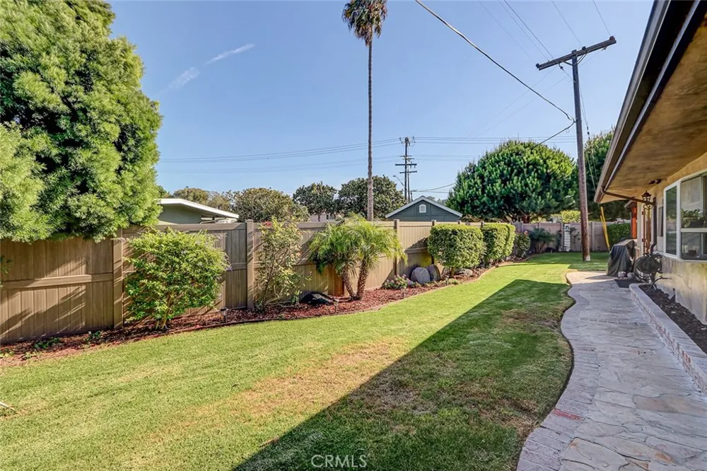 24474 Winlock Torrance, CA 90505