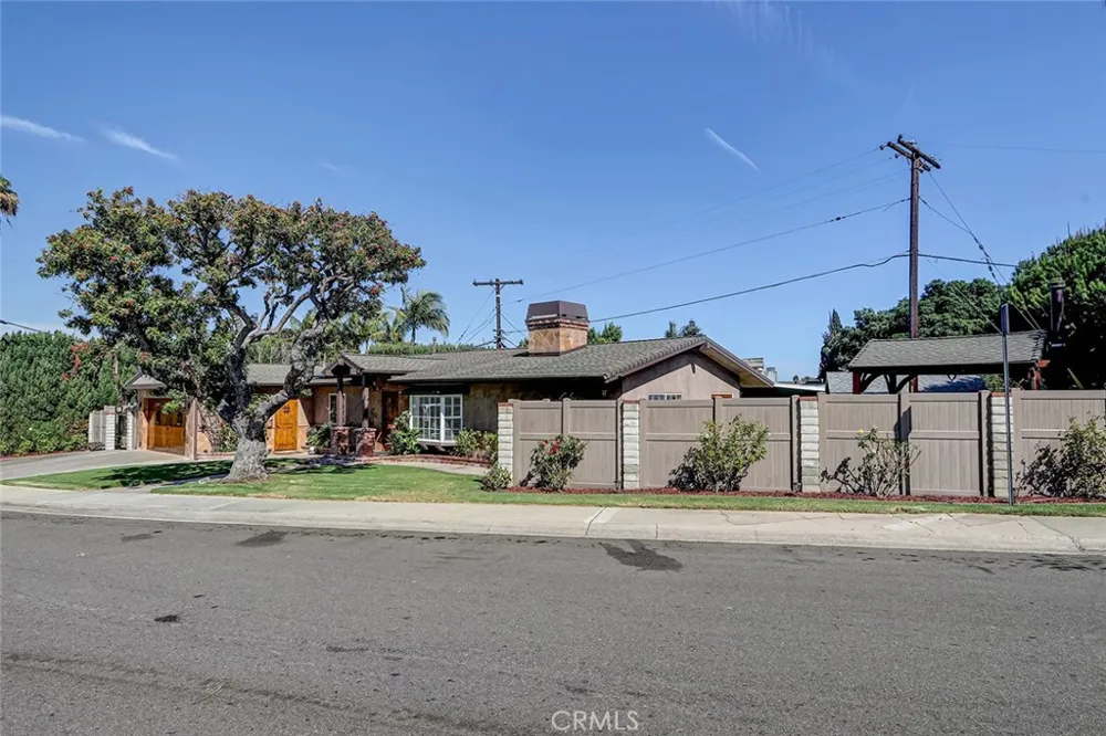 24474 Winlock Torrance, CA 90505
