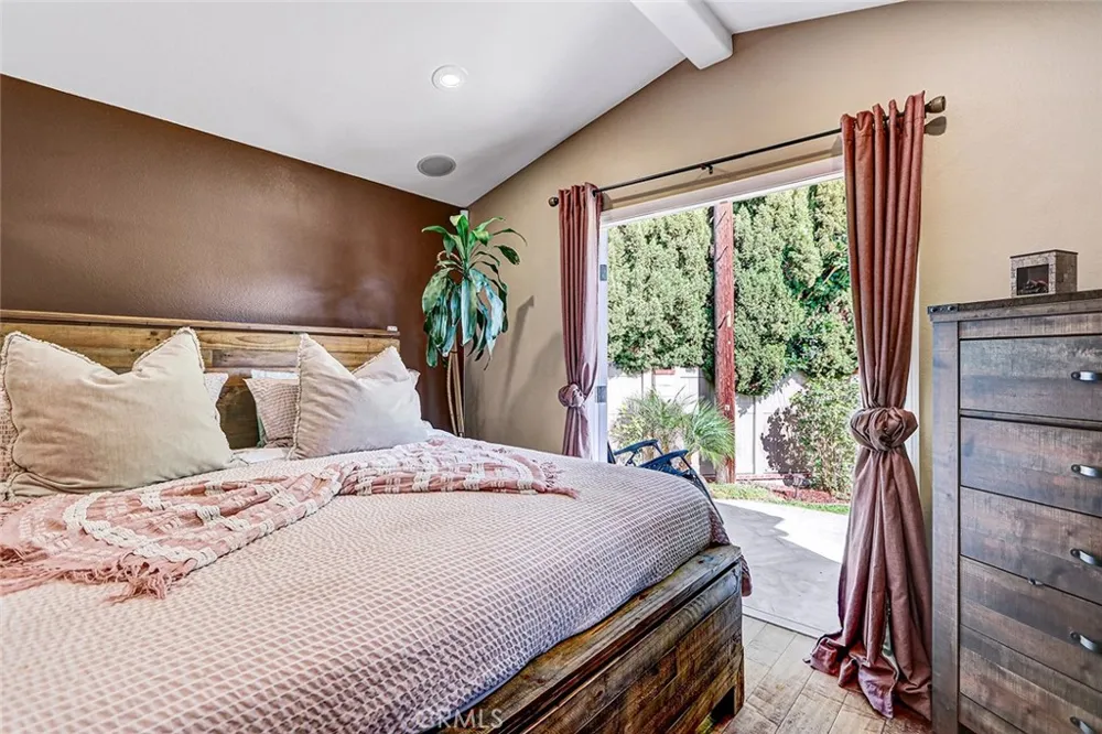 24474 Winlock Torrance, CA 90505