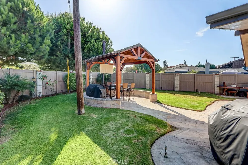 24474 Winlock Torrance, CA 90505