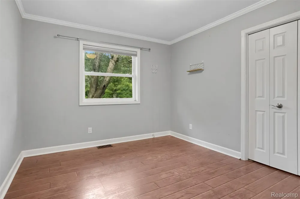 6970 Biscayne Avenue White Lake Charter Township, MI 48383