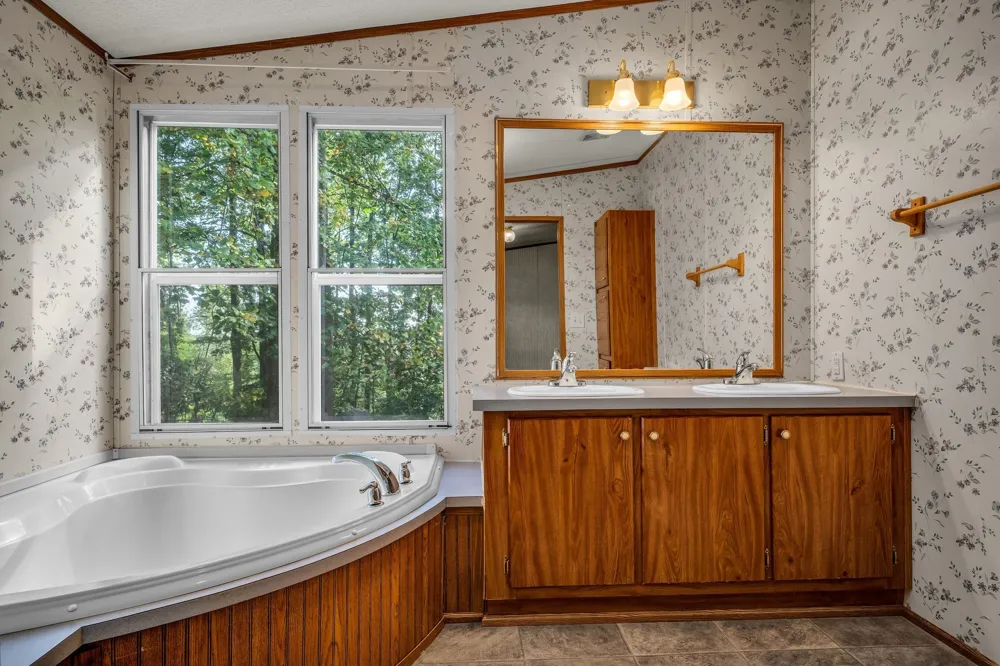 1066 Paula Ln Pegram, TN 37143
