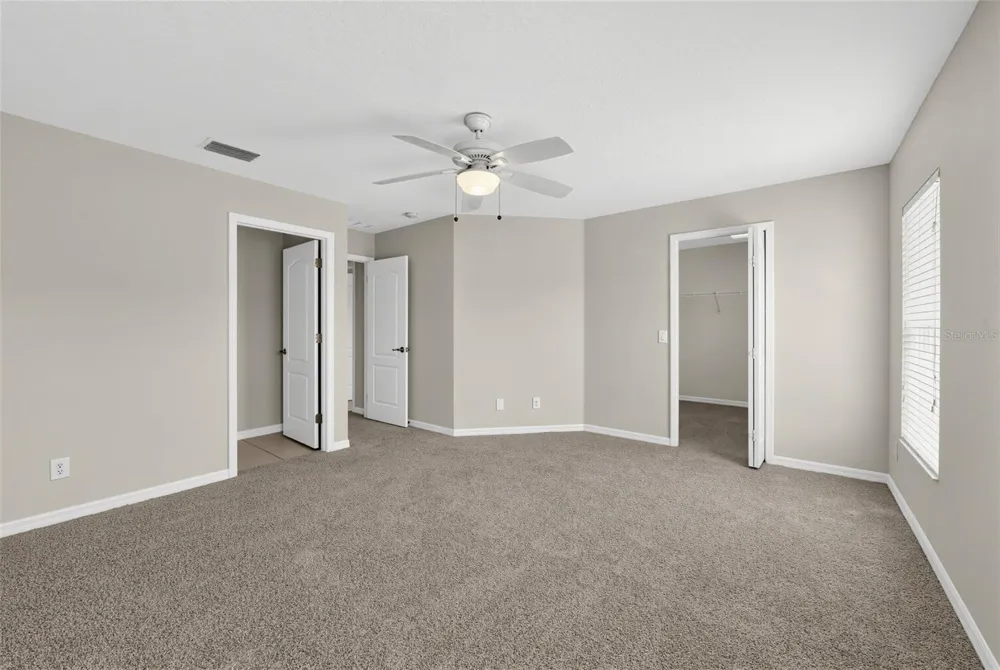 7026 MONTAUK POINT CROSSING Bradenton, FL 34212