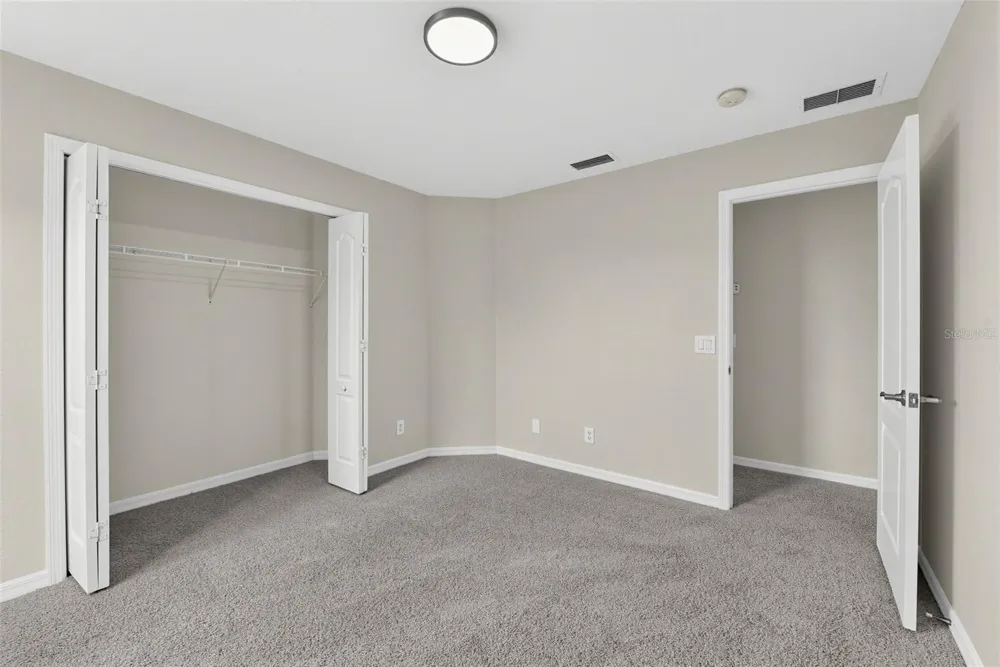 7026 MONTAUK POINT CROSSING Bradenton, FL 34212