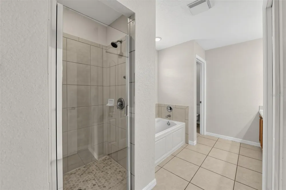 7026 MONTAUK POINT CROSSING Bradenton, FL 34212