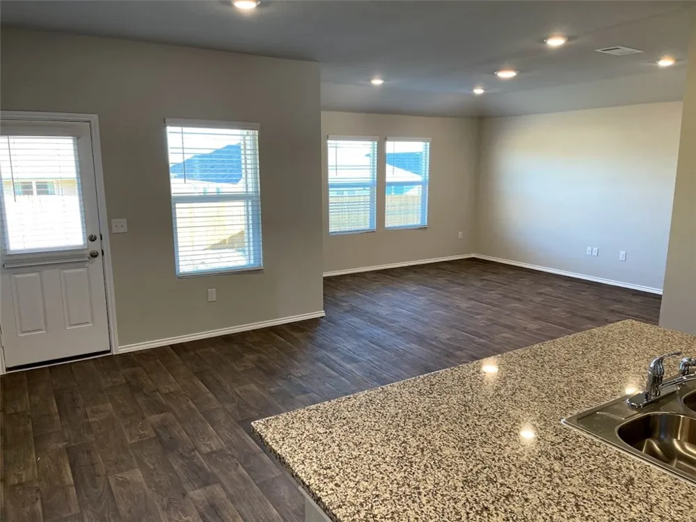 5901 Xene Drive Austin, TX 78724