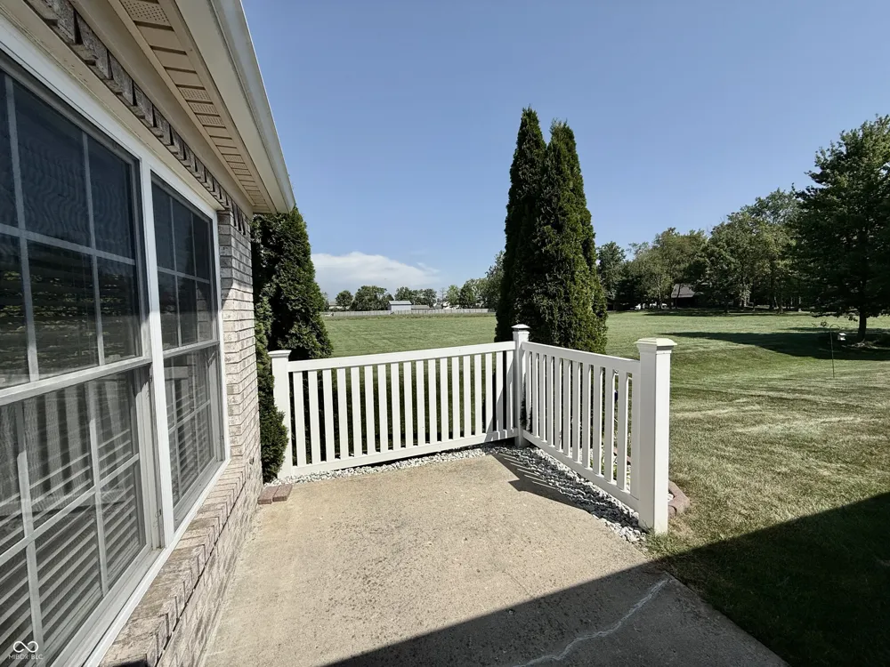 1059 Hilltop Commons Boulevard Whiteland, IN 46184