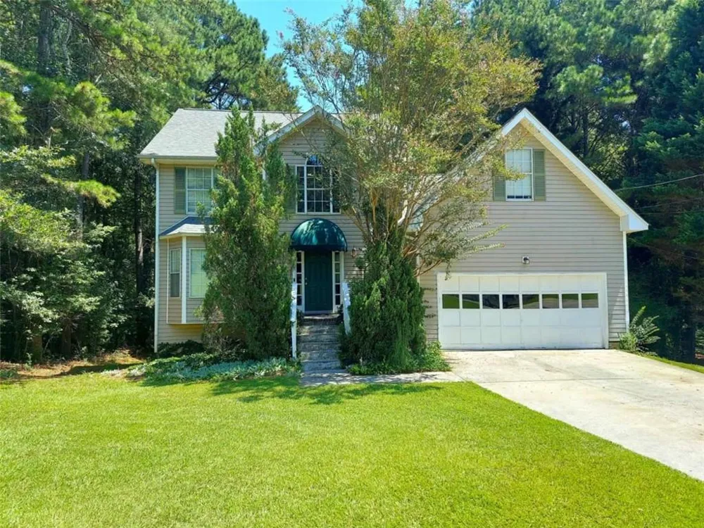 2737 Crestworth Lane Buford, GA 30519