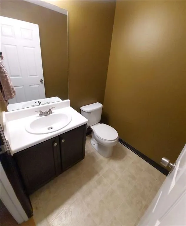 2737 Crestworth Lane Buford, GA 30519