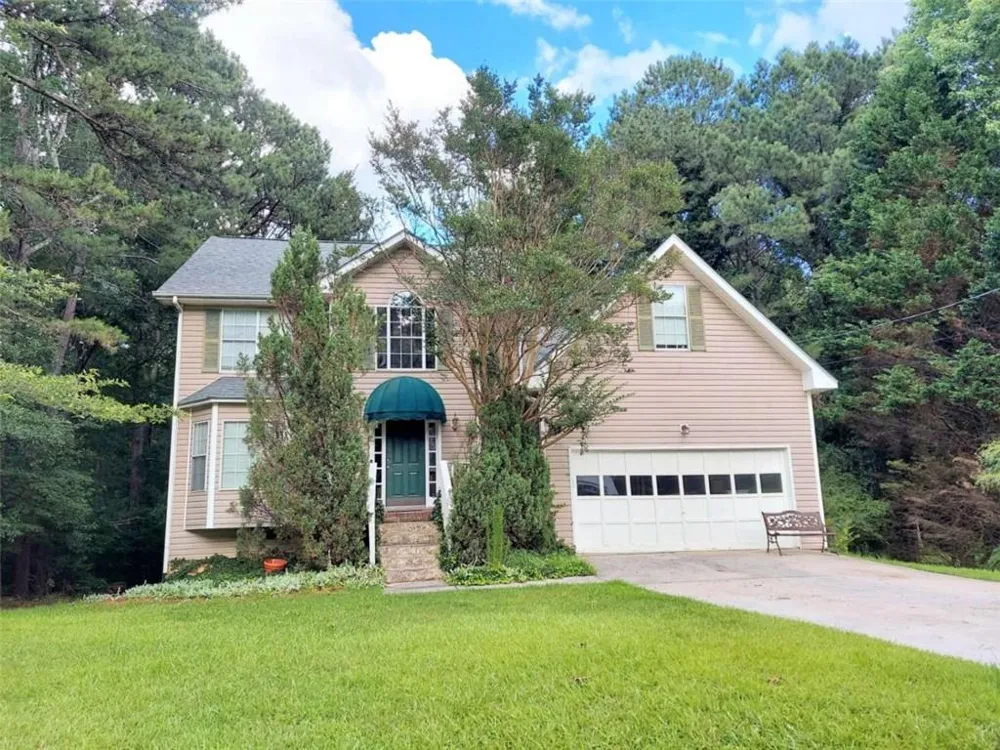 2737 Crestworth Lane Buford, GA 30519
