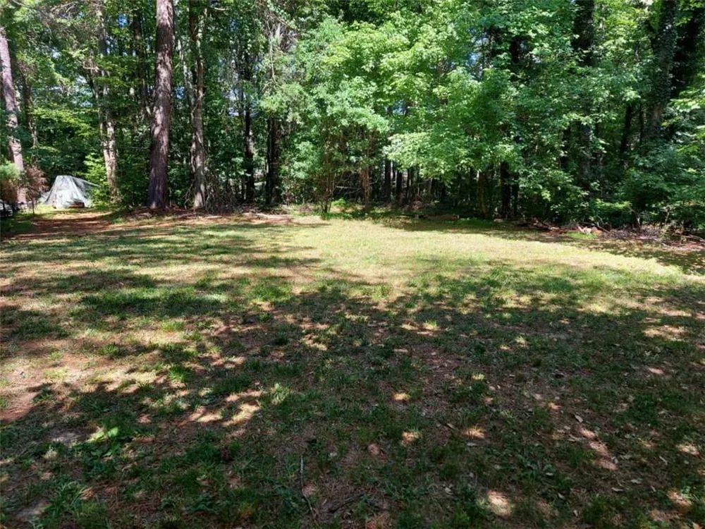 2737 Crestworth Lane Buford, GA 30519