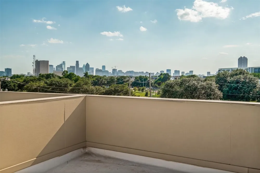 1311 Madrigal Parkway Dallas, TX 75206