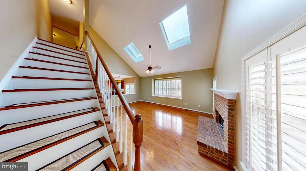 43799 ABBOTT PLACE Ashburn, VA 20147