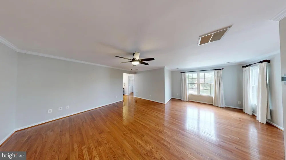43799 ABBOTT PLACE Ashburn, VA 20147