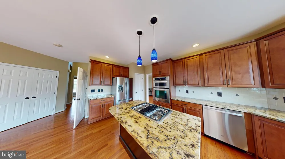 43799 ABBOTT PLACE Ashburn, VA 20147