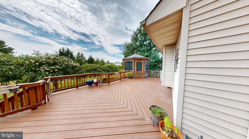 43799 ABBOTT PLACE Ashburn, VA 20147