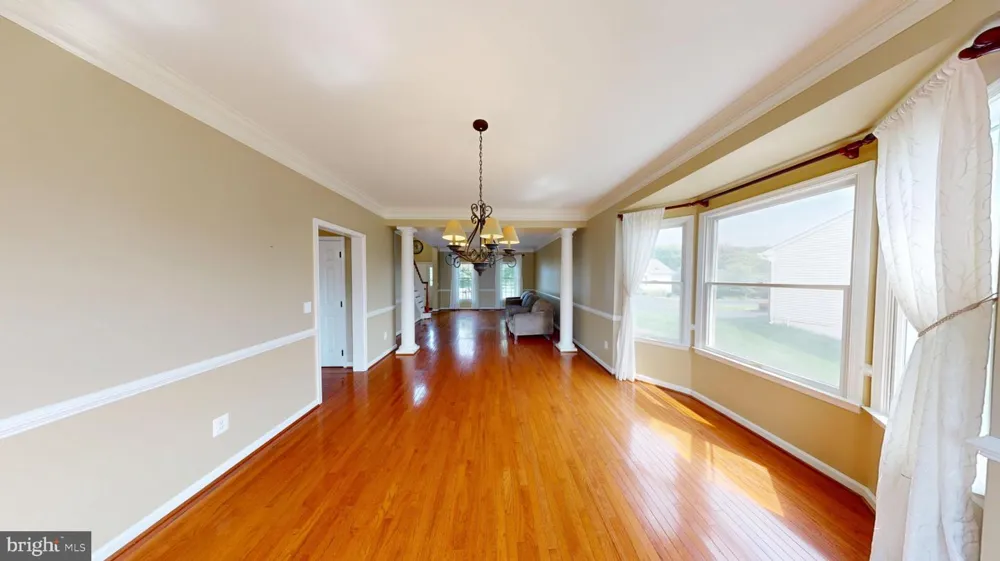 43799 ABBOTT PLACE Ashburn, VA 20147