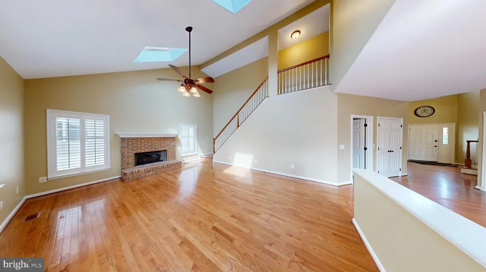 43799 ABBOTT PLACE Ashburn, VA 20147