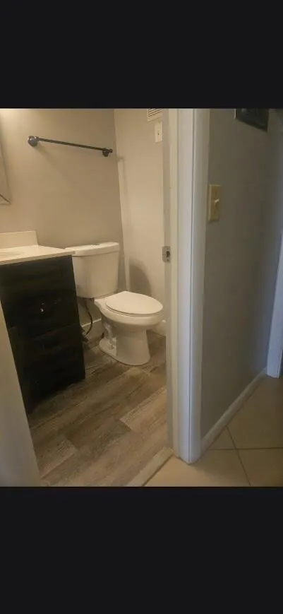 27 NEWPORT B Deerfield Beach, FL 33442