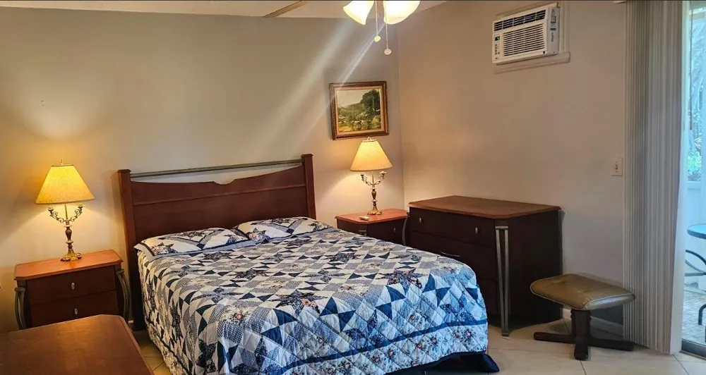 27 NEWPORT B Deerfield Beach, FL 33442