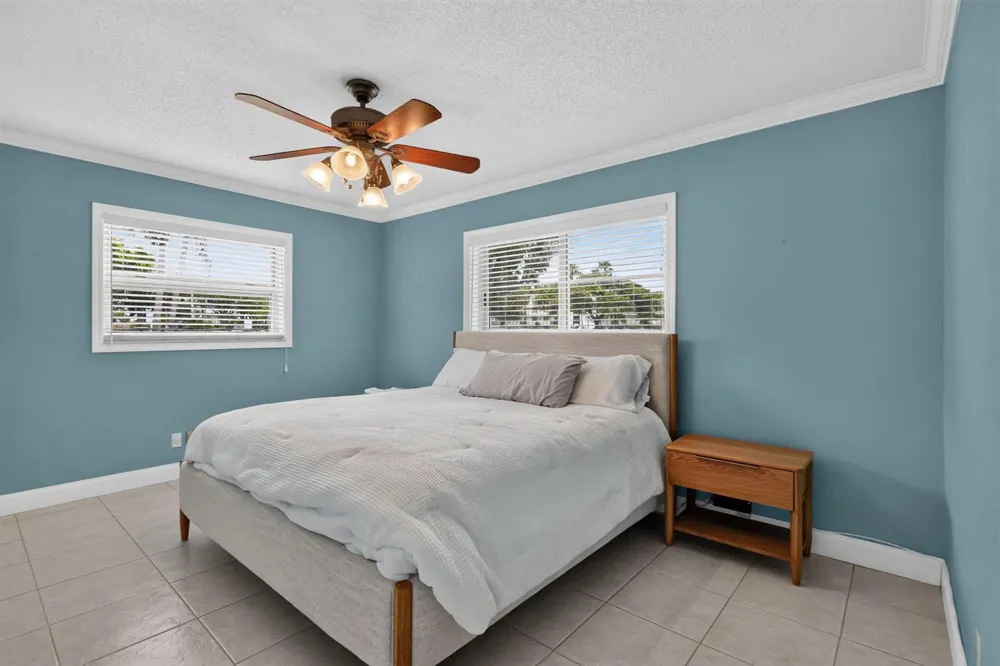 22 ABBEY LANE #101 Delray Beach, FL 33446
