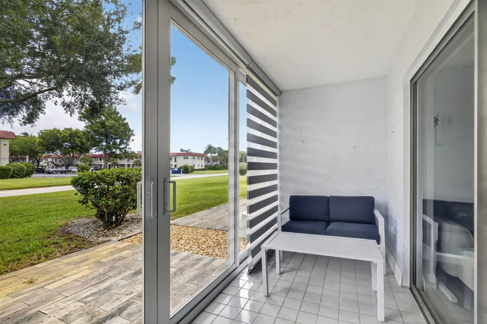 22 ABBEY LANE #101 Delray Beach, FL 33446