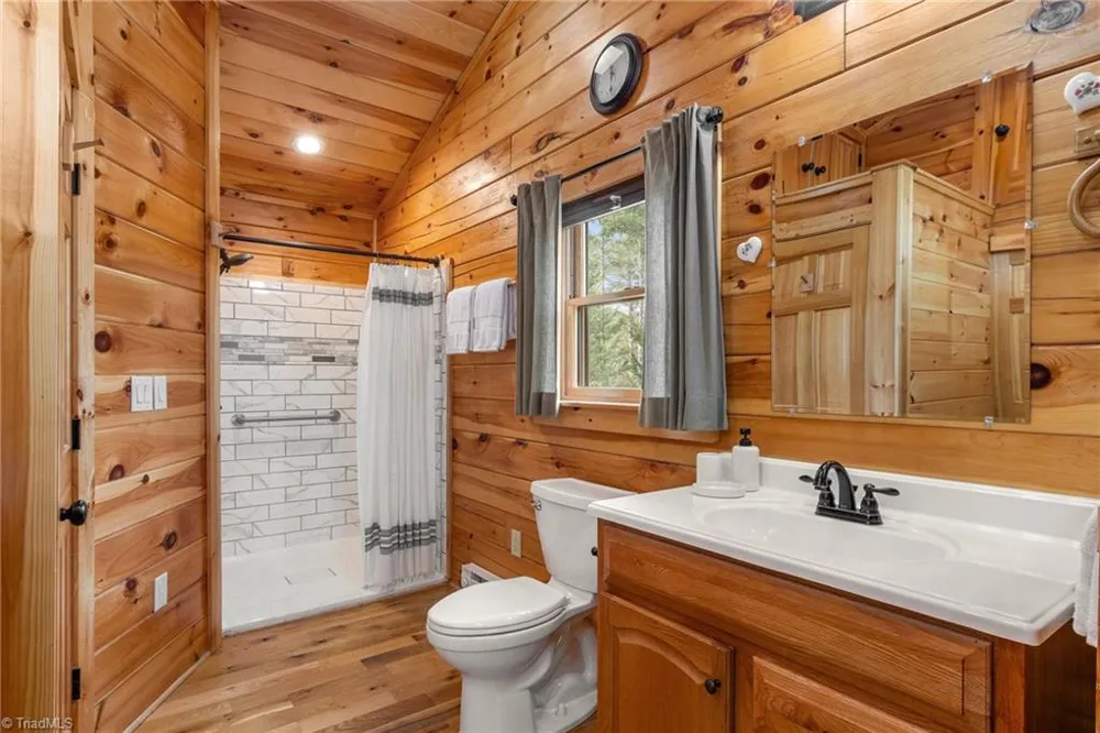 2257 Quiet Creek Lane Lenoir, NC 28645