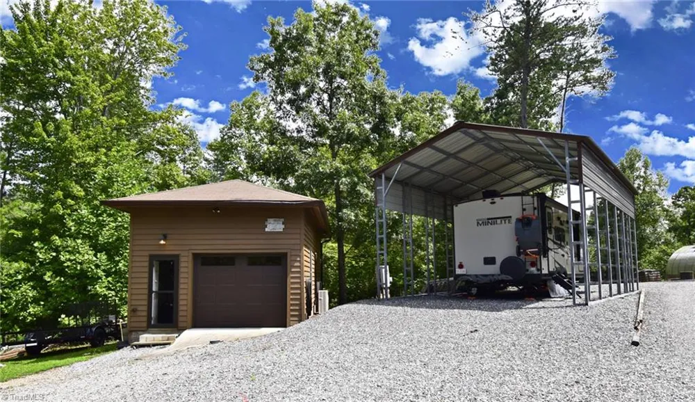 2257 Quiet Creek Lane Lenoir, NC 28645