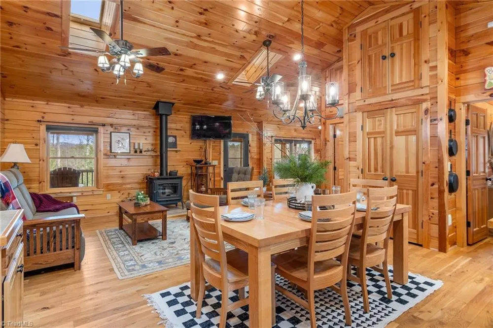 2257 Quiet Creek Lane Lenoir, NC 28645
