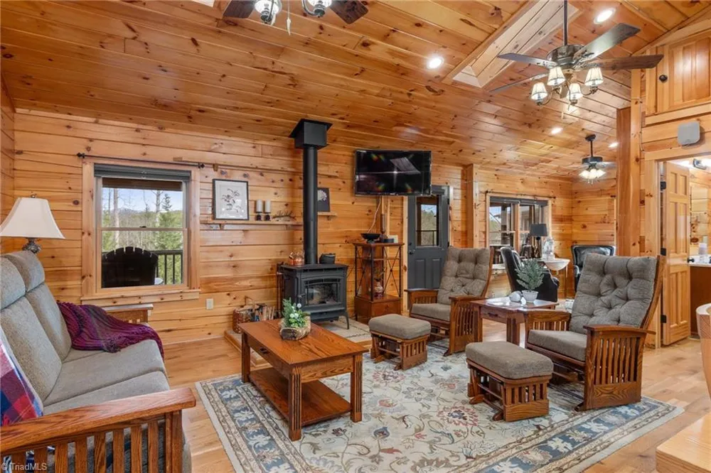 2257 Quiet Creek Lane Lenoir, NC 28645