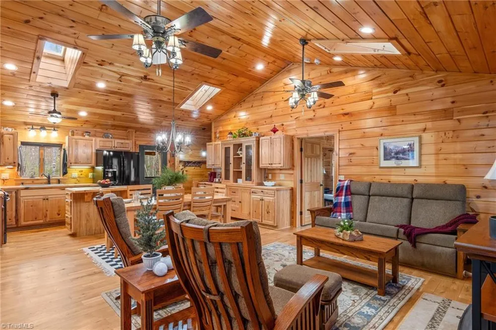 2257 Quiet Creek Lane Lenoir, NC 28645