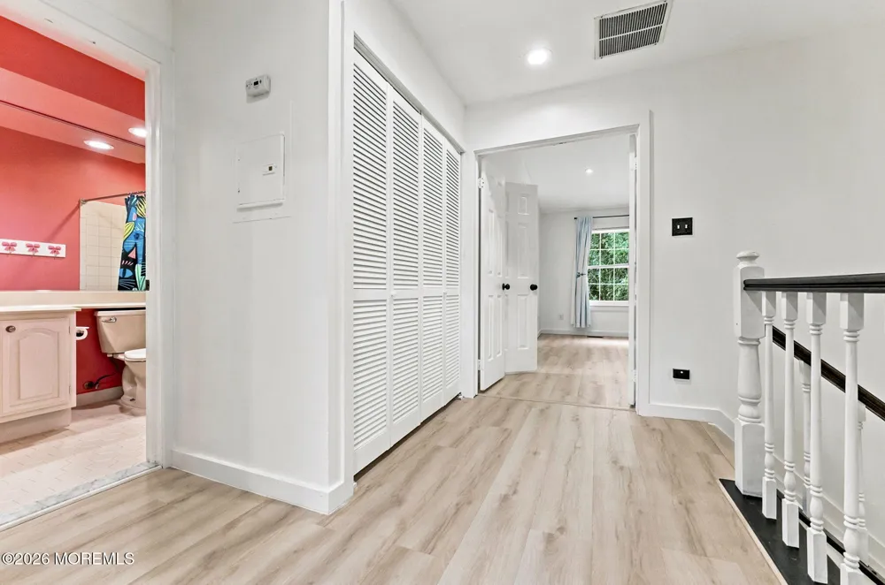 318 Balsam Court Howell, NJ 07731