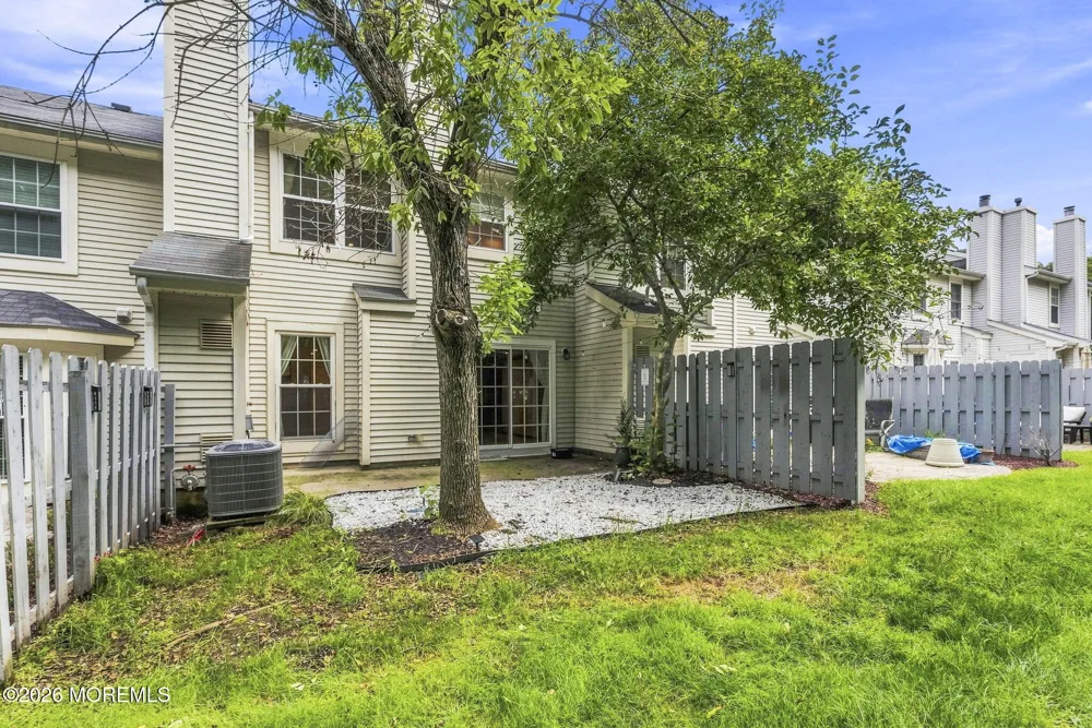 318 Balsam Court Howell, NJ 07731