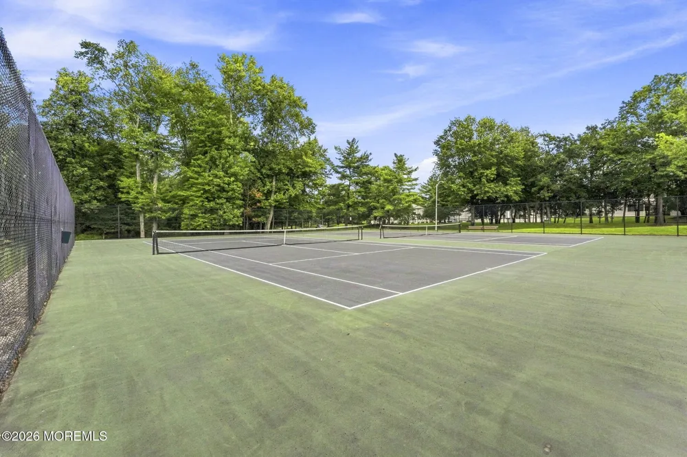 318 Balsam Court Howell, NJ 07731