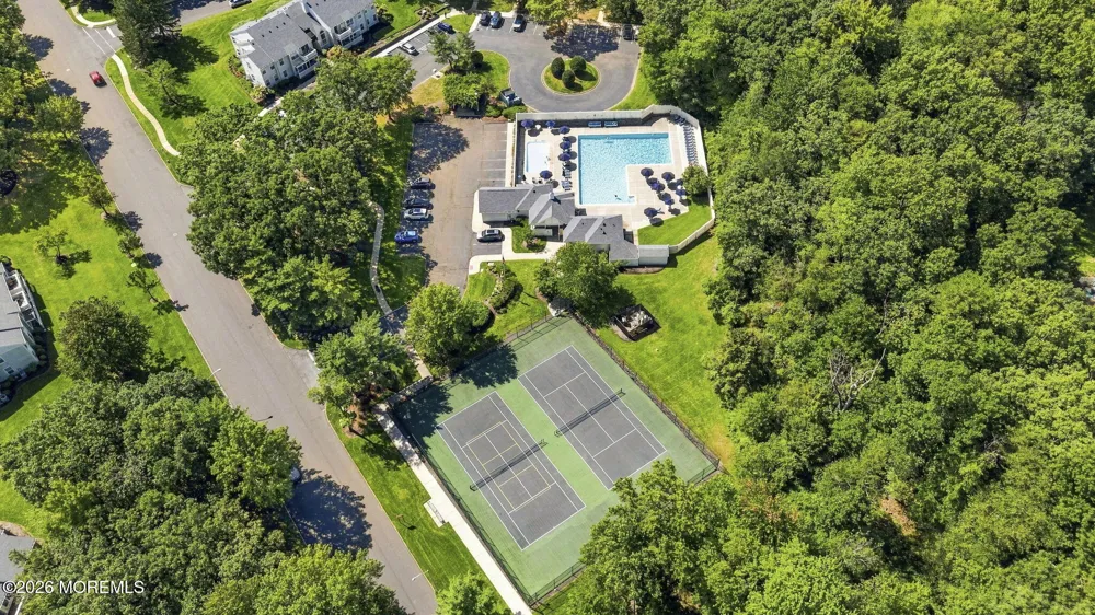 318 Balsam Court Howell, NJ 07731