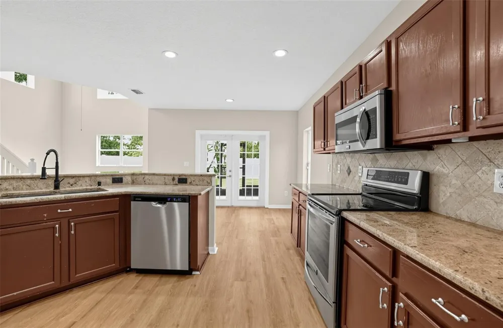 7876 CARRIAGE POINTE DRIVE Gibsonton, FL 33534