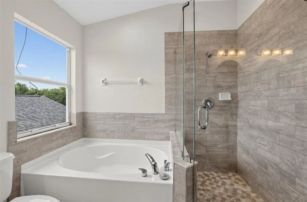 7876 CARRIAGE POINTE DRIVE Gibsonton, FL 33534